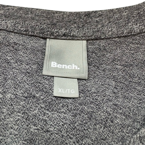 Heather Grey Bench. T-Shirt Side Logo, XL - Picture 4 of 9